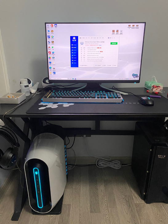 出售本人自用外星人台式电脑，准新机子，正规...