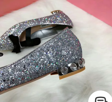 miumiu缪缪单鞋 羊皮,全新,36码