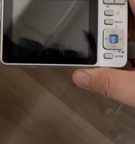 爱国者T1028,全新电池和充电器,一个2...