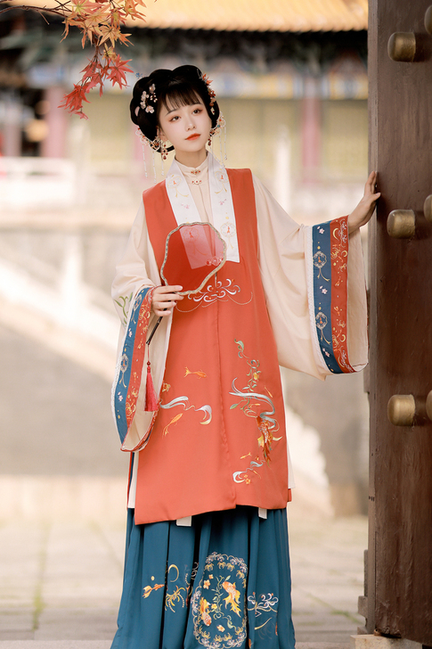 重磅! !  !檀香阁明制正版汉服民族，本...