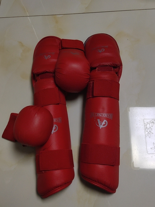 爱顺空手道护具