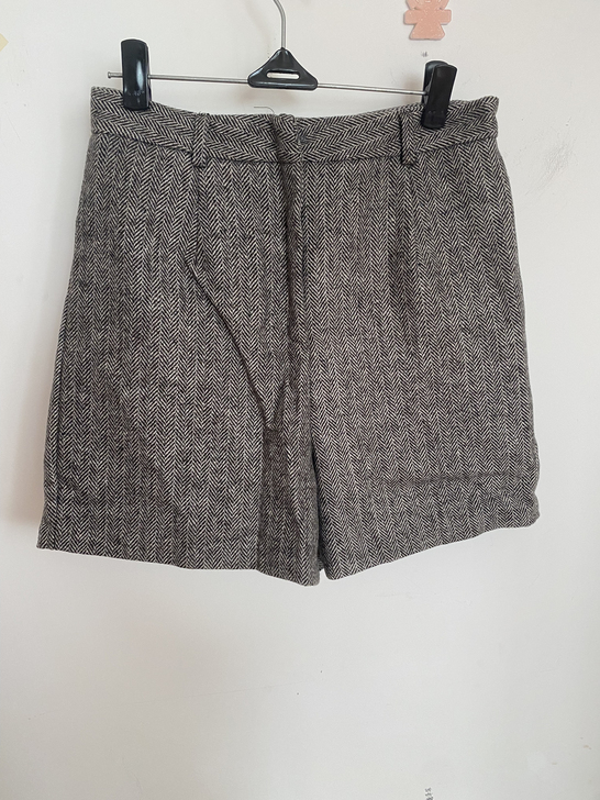 毛呢短裙短裤格子燕麦色条纹印花女秋冬加厚