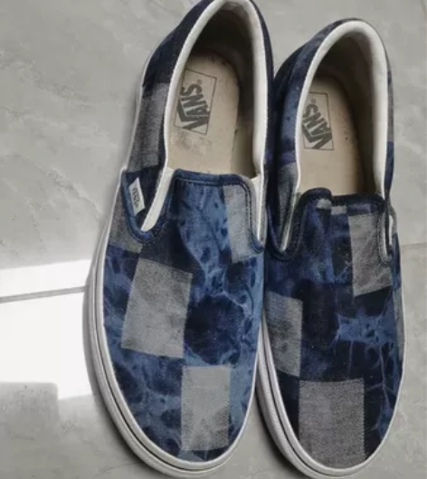 VANS板鞋43码，保正品。95新，没穿几...