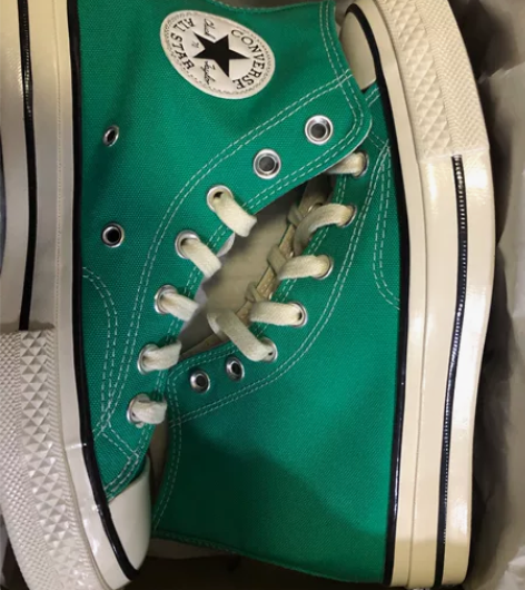 匡威新鞋 无试穿  包装盒在 低价出 感兴...