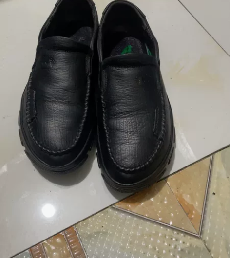 品牌骆驼皮鞋39码，鞋子非常好，皮子柔软，...