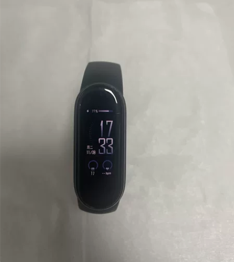 小米手环5 NFC版，一直放在那里很少使用...