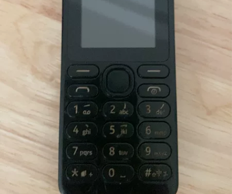诺基亚手机（老人机），功能正常（拍照，蓝牙...