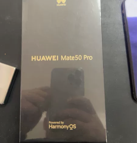 华为mate50Pro 国行512G流光紫...