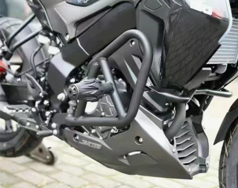 适用于贝纳利150s全新保险杠工厂价150...