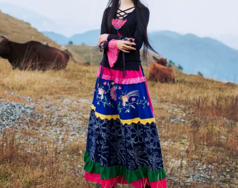 花制作/彩之舞/原创绣花半裙老蜡染裙刺绣重...