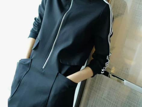 【女王价】iumi运动风气质小黑裙子打底黑...