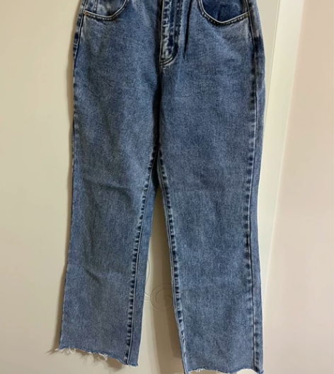 阔腿牛仔裤，M码，腰长33CM，裤长103...