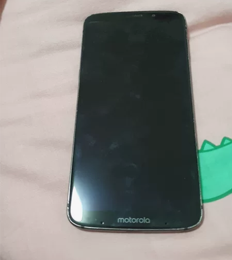 摩托罗拉Z3，参数自己百度，超好用。 感兴...