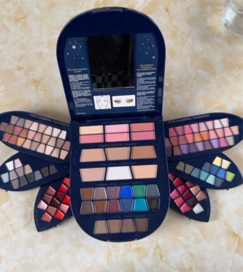 丝芙兰限量版猫头鹰化妆礼盒，包含：眼影、眼...