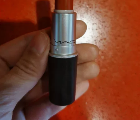 mac口红，chili一只，646一只，3...
