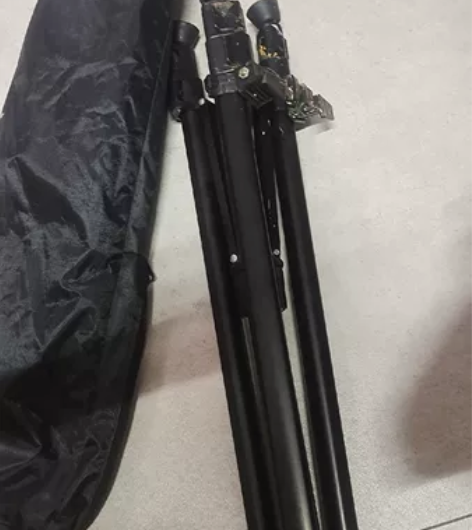 铝合金画架 手摇升降 感兴趣的话点“我想...