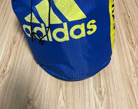 因孩子不想学跆拳道了，新买的护具只用过一次...