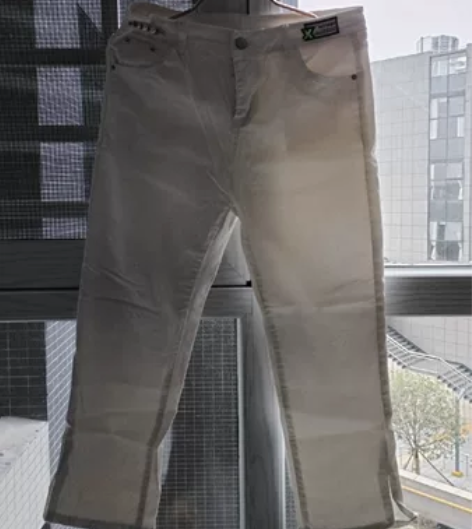 女士九分牛仔裤，全新的，适合29的码数 感...