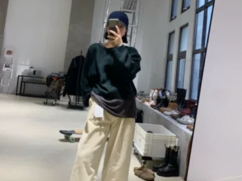 砖红灯芯绒阔腿裤,显瘦厚实,搭配利器 感兴...