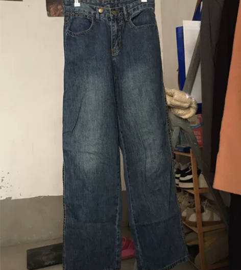 复古色阔腿牛仔裤，m码 实体店购入， 裤子...