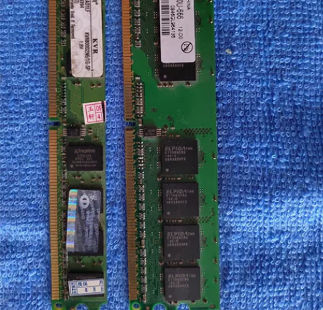 金斯顿，尔必达ddr2内存 1g各一条，6...