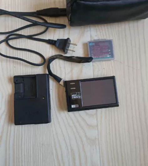 索尼DSC_T50 数码相机 ,配件齐全。...