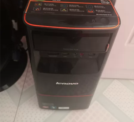 联想台式机，开不了机。300包邮。 感兴趣...