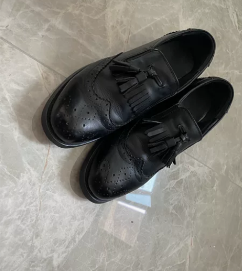 布洛克单鞋37码 感兴趣的话点“我想要”和...