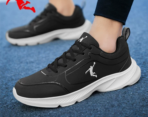 男鞋断码品牌运动鞋2022春秋新款皮面防水...