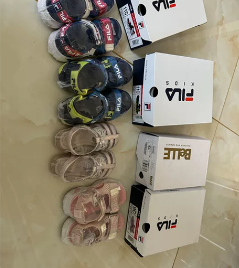 斐乐，百丽童鞋。九新 男童11c。28码。...