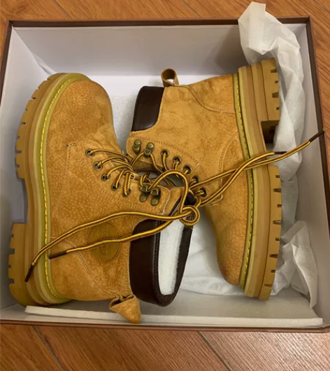 骆驼女鞋马丁靴踢不烂大黄靴女大黄蜂户外工装...