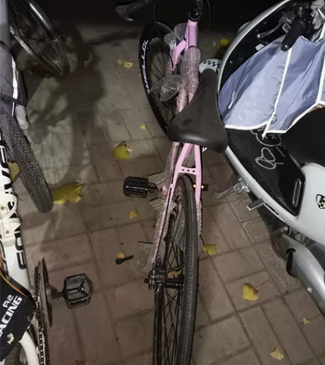 出个死飞,全新没骑过 感兴趣的话点“我想要...