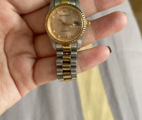 女款罗西尼手表出闲置， 感兴趣的话点“我想...