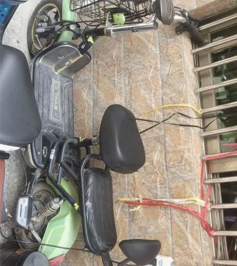 48V12A台铃电动车一台，前轮已换新，充...