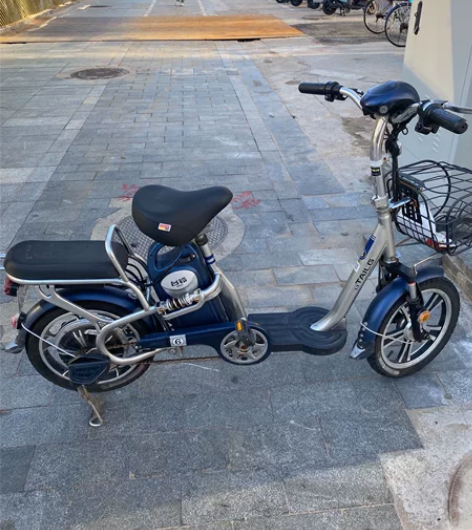 二手台铃，充电器接触不太好了，能跑15公里...