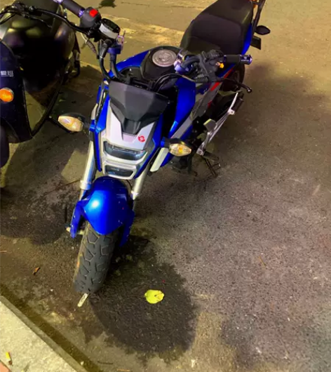 出一台小怪兽摩托车150cc带牌出售功能完...