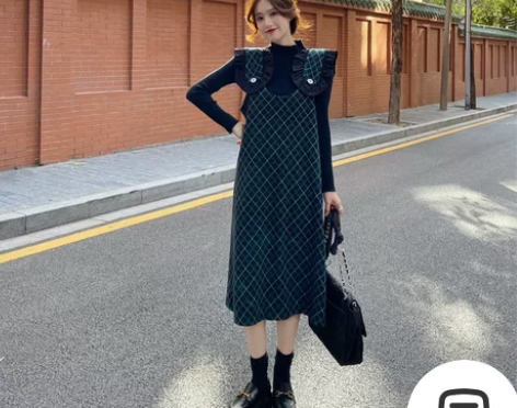 2022新款格子毛呢吊带背带裙女宽松时尚复...