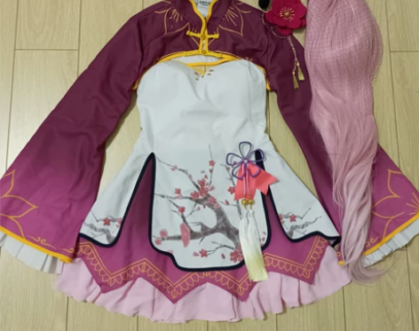 绝色漫拉姆cos服（仅穿过一次） 衣服尺码...