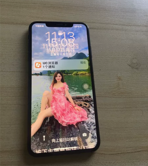 苹果12 128G 白色 2600元 爱思...