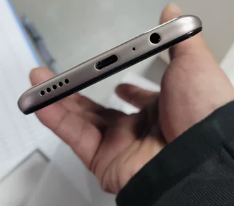 荣耀畅玩30PLUS 6加128 全新成色...