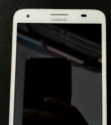 华为g750-01,荣耀3x畅玩版,换过屏...