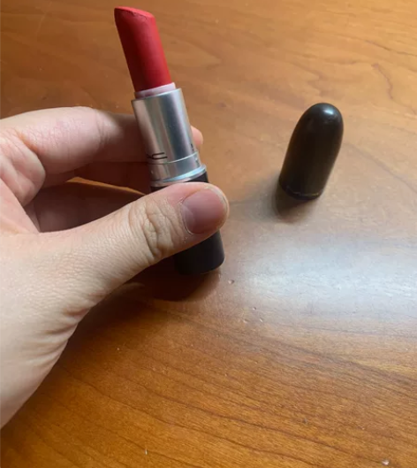 Mac口红闲置 rubywoo 老版，颜色...