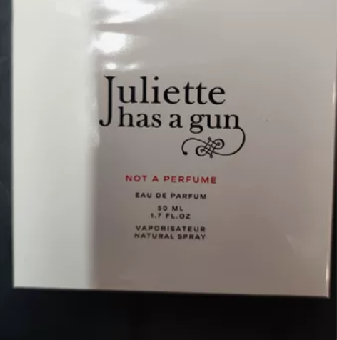 佩枪朱丽叶 juliette has a ...