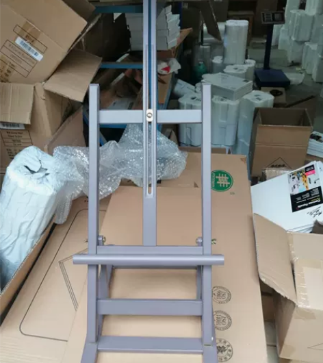 4开4k画架，桌面画架。工作室不开了 全新...