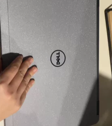 二手戴尔笔记本，自己用的闲置的平时就用它追...