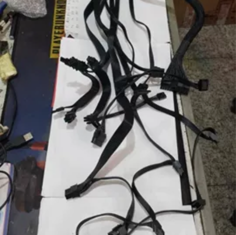 额定700W骨伽电源99新700瓦电源线加...