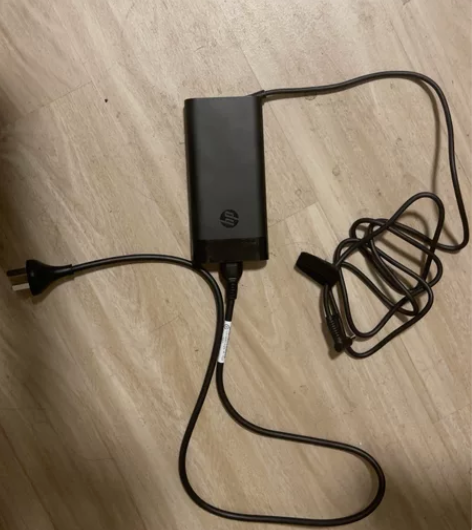 惠普200电源适配器，光影精灵8victu...