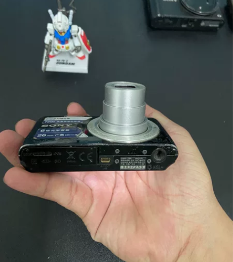 索尼相机：W670 成色不好，特价处理 新...