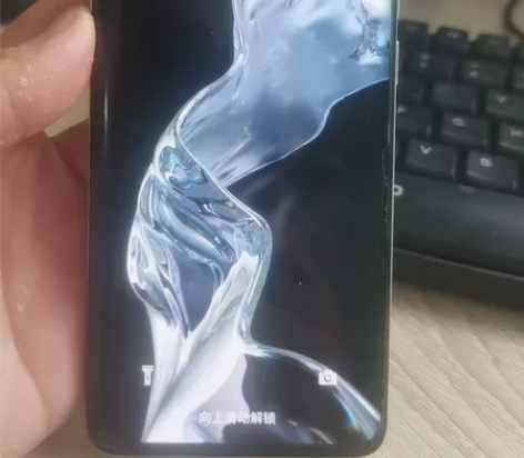魅族18,8+128G 外屏换过一次,触摸...