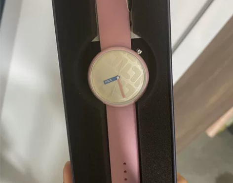 礼物转卖。 全新Fila斐乐运动手表 吊牌...